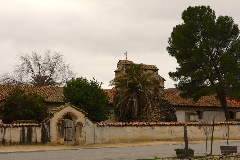 Western States Inn - San Miguel Exterior photo